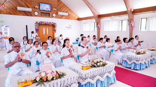 ภาพ No.239646:วันอาทิตย์ ที่ 17 สิงหาคม พ.ศ. 2568 พิธีทอดผ้าป่าฉลองครบรอบ 27 ปี วัดพระธรรมกายซีแอตเติล รัฐวอชิงตัน ประเทศสหรัฐอเมริกา