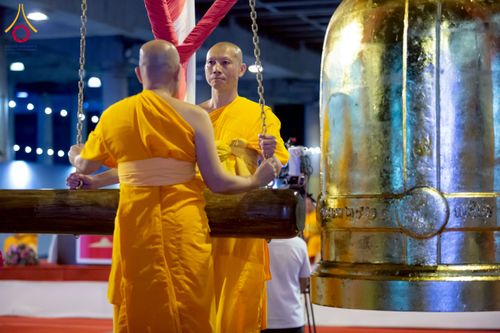 ภาพ No.217371:วันเสาร์ที่ 12 เมษายน พ.ศ. 2568 พิธีฉลองชัยชิตังเม สวดธัมมจักกัปวัตนสูตร ครบ 7,277,818,181 จบ ณ วัดพระธรรมกาย จังหวัดปทุมธานี