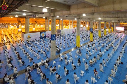 ภาพ No.105181:พิธีฉลองชัยสวดมนต์บทธรรมจักร 6,000,000,000 จบ และสวดมนต์ข้ามปี ณ มหารัตนวิหารคด วัดพระธรรมกาย ในวันที่ 31 ธันวาคม พ.ศ. 2566