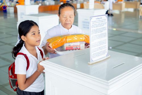 ภาพ No.213237:วันศุกร์ที่ 28 มีนาคม พ.ศ. 2568 (วันพระ แรม 15 ค่ำ เดือน 4) พิธีบุพเปตพลี ครั้งที่ 161 ร่วมอุทิศบุญแด่หมู่ญาติที่ล่วงลับไปแล้ว และสืบทอดอายุพระพุทธศาสนา ณ หอฉันคุณยายอาจารย์ฯ วัดพระธรรมกาย