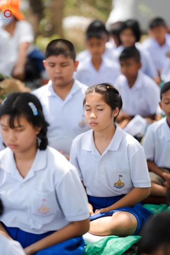 ภาพ No.128971:พระธรรมยาตราเดินธรรมยาตรา ณ ชุมชนรอบศูนย์ปฏิบัติธรรมภาคใต้ อ.บางกล่ำ จ.สงขลา วันที่ 10 มีนาคม พ.ศ. 2567
