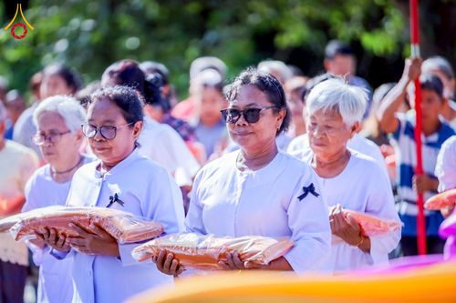 ภาพ No.275400:วันที่ 5 พฤศจิกายน พ.ศ. 2568 พิธีทอดกฐินสามัคคีทั่วไทย ณ วัดหนองสระแก ต.บึงกอก อ.บางระกำ จ.พิษณุโลก โดยคณะศิษยานุศิษย์ บูชาธรรม 81 ปี หลวงพ่อธัมมชโย