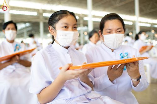 ภาพ No.99756:พิธีทอดผ้าป่า ต้นสมบัติจักรพรรดิ ในวันอาทิตย์ที่ 3 ธันวาคม พ.ศ. 2566 ณ สภาธรรมกายสากล วัดพระธรรมกาย จ.ปทุมธานี