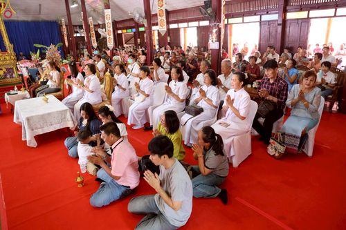 ภาพ No.254552:วันที่ 12 ตุลาคม พ.ศ. 2568 พิธีทอดกฐินสามัคคีทั่วไทย 30,000 วัด โดยคณะศิษยานุศิษย์ บูชาธรรม 81 ปี หลวงพ่อธัมมชโย ณ วัดนาคูโมทนามัยปุญญาราม ตำบลบางพระ อำเภอเมืองฉะเชิงเทรา จังหวัดฉะเชิงเทรา