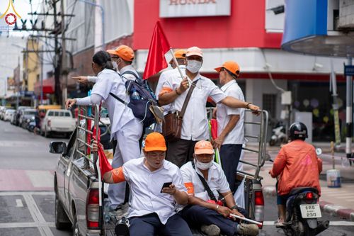 ภาพ No.129971:V.34 เพื่อธรรมเพื่อบางกล่ำ การรับบุญของเจ้าหน้าที่หน่วยงานต่างๆ  เพื่องานธรรมยาตราอัญเชิญพระบรมสารีริกธาตุ ประดิษฐาน ณ มหารัตนเจดีย์สิริปทุมสวรรค์ (เจดีย์อริยพุทธะ 5 พระองค์) ณ ศูนย์ปฏิบัติธรรมภาคใต้ อ.บางกล่ำ จ.สงขลา ระหว่างวันที่ 9-10 มีนาคม พ.ศ. 2567