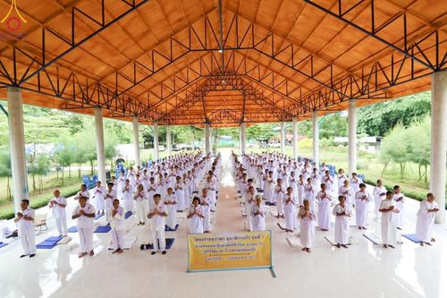 ภาพ No.153856:โครงการอบรมอุบาสก อุบาสิกาแก้ว รุ่นที่ 1 ผู้แทนทอดกฐินสามัคคี 30,000 วัดทั่วไทย ระหว่างวันที่ 6-8 กันยายน พ.ศ. 2567 ณ ศูนย์ปฏิบัติธรรมหนองบัวลำภู