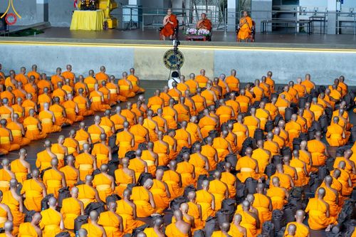 ภาพ No.128164:พิธีอัญเชิญพระบรมสารีริกธาตุ " ใจกลางเมืองนครหาดใหญ่ " เพื่อประดิษฐาน ณ มหารัตนเจดีย์สิริปทุมสวรรค์ (เจดีย์อริยพุทธะ 5 พระองค์) ศูนย์ปฏิบัติธรรมภาคใต้ อ.บางกล่ำ จ.สงขลา  วันที่ 9 มีนาคม พ.ศ.2567 (ชุดที่ 1)