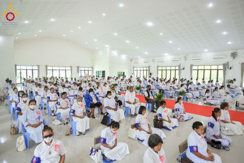 ภาพ No.225828:วันอาทิตย์ที่ 18 พฤษภาคม พ.ศ. 2568 ศูนย์ปฏิบัติธรรมสระบุรี ได้จัดพิธีทอดผ้าป่าฟื้นฟูพระพุทธศาสนา และพิธีมอบใบประกาศนียบัตรเชิดชูเกียรติผู้นำรถ ที่ทำหน้าที่จัดรถเพื่อพาสาธุชนไปร่วมงานวันที่ 22 เมษายน ที่ผ่านมา