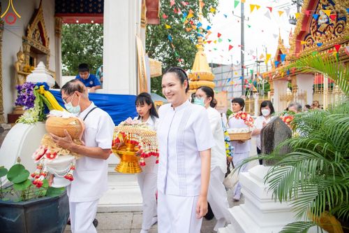 ภาพ No.165065:พิธีทอดกฐิน ณ วัดใหม่พิเรนทร์ แขวงวัดอรุณ เขตบางกอกใหญ่ กรุงเทพมหานคร ในโครงการกฐินสามัคคีทั่วไทย 30,000 วัด บูชาธรรม 80 ปี หลวงพ่อธัมมชโย โดยคณะศิษยานุศิษย์วัดพระธรรมกาย วันที่ 20 ตุลาคม พ.ศ. 2567