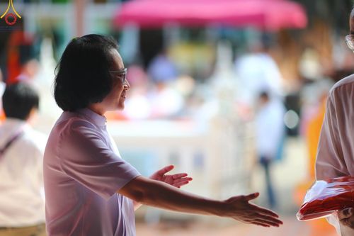 ภาพ No.95862:พิธีทอดกฐินสามัคคีทั่วไทย 5,000 วัด ณ วัดพระธาตุคู่บุญ จ.เชียงราย วันที่ 18 พฤศจิกายน พ.ศ. 2566