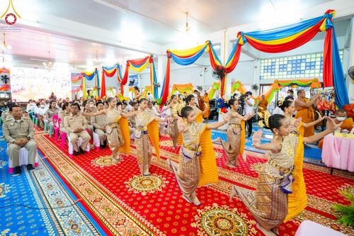 ภาพ No.87972:การลงพื้นที่ตรวจเยี่ยมและติดตามผลการดำเนินงาน โครงการสร้างความปรองดองสมานฉันท์ โดยใช้หลักธรรมทางพระพุทธศาสนา "หมู่บ้านรักษาศีล5" จังหวัดปทุมธานี