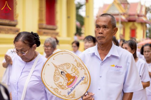 ภาพ No.275665:วันที่ 5 พฤศจิกายน พ.ศ. 2568 พิธีทอดกฐินสามัคคีทั่วไทย ณ วัดโพธิ์ศรี ต.ท่าข้าม อ.ค่ายบางระจัน จ.สิงห์บุรี โดยคณะศิษยานุศิษย์ บูชาธรรม 81 ปี หลวงพ่อธัมมชโย