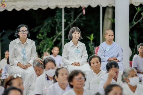 ภาพ No.247832:วันที่ 19-21 กันยายน พ.ศ. 2568 โครงการอบรมอุบาสิกาแก้ว รุ่นที่ 2 ณ ศูนย์ปฏิบัติธรรมจังหวัดบุรีรัมย์