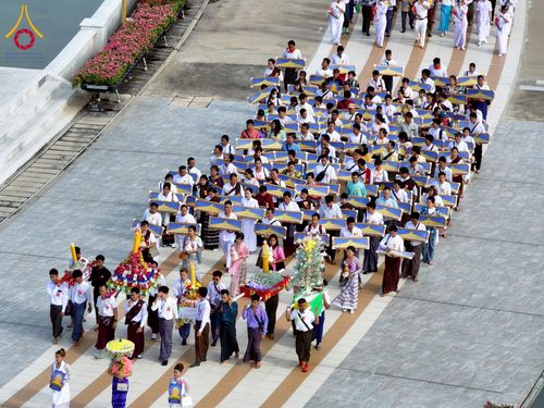 ภาพ No.232769:วันอาทิตย์ที่ 6 กรกฏาคม พ.ศ. 2568 พิธีสวดธัมมจักกัปปวัตตนสูตร เมียนมา ครั้งที่ 8 ณ มหาธรรมกายเจดีย์ วัดพระธรรมกาย