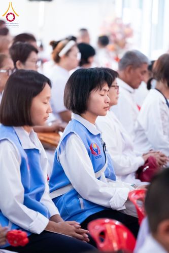 ภาพ No.197414:พิธีทอดผ้าป่าทำนุบำรุงศาสนสถาน ณ วัดโบสถ์(บน) ตำบลบางคูเวียง อำเภอบางกรวย จังหวัดนนทบุรี ในโครงการธรรมยาตรา กตัญญูบูชา มหาปูชนียาจารย์ พระมงคลเทพมุนี(สด จนฺทสโร) พระผู้ปราบมาร อนุสรณ์สถาน 7 แห่ง ปีที่ 13 วันที่ 17 มกราคม พ.ศ. 2568