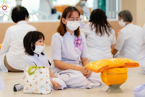 ภาพ No.102139:พิธีบรรพชาธรรมทายาท ในโครงการอุปสมบทหมู่ รุ่นบูชาธรรมมหาปูชนียาจารย์ ณ วัดเขาตะแบก อ.ศรีราชา จ.ชลบุรี วันเสาร์ที่ 9 ธันวาคม พ.ศ. 2566