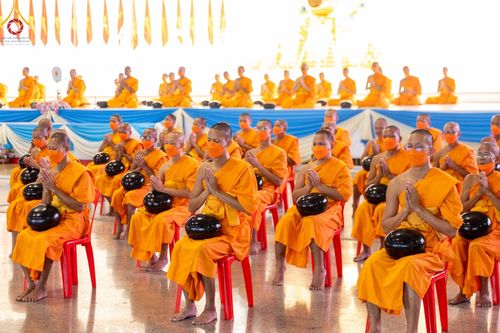 ภาพ No.126483:พิธีตักบาตร ในวันอาทิตย์ต้นเดือนที่ 3 มีนาคม พ.ศ. 2567 ณ บ้านแก้วเรือนทองคุณยายฯ วัดพระธรรมกาย