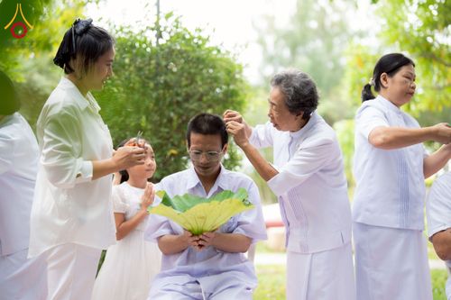 ภาพ No.278211:วันศุกร์ที่ 5 ธันวาคม พ.ศ. 2568 (วันพ่อแห่งชาติ) พิธีบรรพชาอุปสมบทหมู่ธรรมทายาท จำนวน 16 รูป โครงการบรรพชาอุปสมบทหมู่ รุ่นบูชาธรรมมหาปูชนียาจารย์ ประจำปี 2568  ณ ศูนย์ปฏิบัติธรรมและอบรมเยาวชนพระนครศรีอยุธยา จ.พระนครศรีอยุธยา