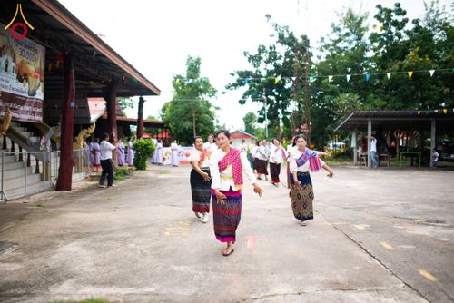 ภาพ No.177226:พิธีทอดกฐิน ณ วัดแถวอรัญญาวาส ต.หนองขาม อ.แก้งคร้อ จ.ชัยภูมิ ในโครงการทอดกฐินสามัคคีทั่วไทย 30,000 วัด บูชาธรรม 80 ปี หลวงพ่อธัมมชโย โดยคณะศิษยานุศิษย์วัดพระธรรมกาย วันที่ 30 ตุลาคม พ.ศ. 2567