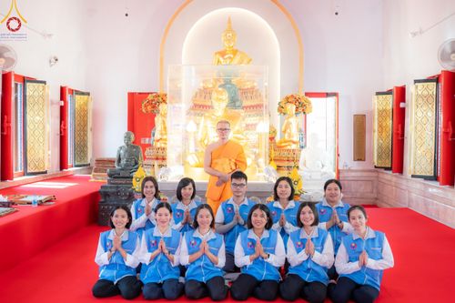 ภาพ No.189540:พิธีทอดผ้าป่าทำนุบำรุงศาสนสถาน ในโครงการธรรมยาตรา กตัญญูบูชา มหาปูชนียาจารย์ พระมงคลเทพมุนี(สด จนฺทสโร) พระผู้ปราบมาร อนุสรณ์สถาน 7 แห่ง ปีที่ 13 ณ วัดสองพี่น้อง ต.ต้นตาล อ.สองพี่น้อง จ.สุพรรณบุรี วันที่ 5 มกราคม พ.ศ. 2568