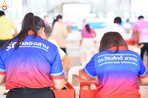 ภาพ No.211992:วันจันทร์ที่ 17 มีนาคม พ.ศ. 2568 บุญบรรจุกล่องไทยธรรม เพื่อถวายแด่พระสังฆาธิการ 40,000 กว่าวัดทั่วไทย ในวันคุ้มครองโลก 22 เมษายน พ.ศ. 2568 ณ บ้านแก้วเรือนทองคุณยายฯ วัดพระธรรมกาย