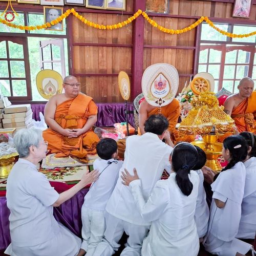 ภาพ No.164230:พิธีทอดกฐิน ณ วัดโคกสว่างสามัคคี อ.เมืองเพชรบูรณ์ จ.เพชรบูรณ์ ในโครงการกฐินสามัคคีทั่วไทย 30,000 วัด บูชาธรรม 80 ปี หลวงพ่อธัมมชโย โดย คณะศิษยานุศิษย์วัดพระธรรมกาย วันที่ 20 ตุลาคม พ.ศ. 2567