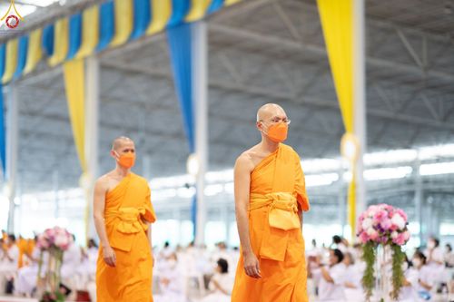 ภาพ No.88106:พิธีมุทิตาสักการะ เปรียญธรรม 9,6,3 และบาลีศึกษา 6,3  พิธีมอบดวงแก้วสามเณรทรงบาลีไวยากรณ์ วันอาทิตย์ 17 กันยายน พ.ศ. 2566 ณ สภาธรรมกายสากล วัดพระธรรมกาย