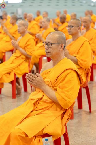 ภาพ No.240617:วันพุธที่ 27 สิงหาคม พ.ศ. 2568 พิธีปฏิบัติธรรมภาคสาย ในวันธรรมชัย ณ วัดพระธรรมกาย จ.ปทุมธานี