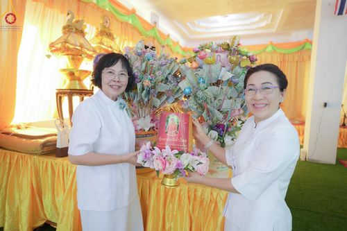 ภาพ No.171206:พิธีทอดกฐิน ณ วัดยางสุทธาราม ต.บ้านช่างหล่อ อ.บางกอกน้อย จ.กรุงเทพฯ ในโครงการกฐินสามัคคีทั่วไทย 30,000 วัด บูชาธรรม 80 ปี หลวงพ่อธัมมชโย โดยคณะศิษยานุศิษย์วัดพระธรรมกาย วันที่ 27 ตุลาคม พ.ศ. 2567