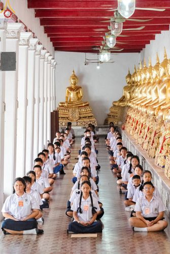 ภาพ No.184869:กิจกรรมวันรวมพลังเด็กดี V-Star ผู้นำฟื้นฟูศีลธรรมโลก กรุงเทพมหานคร ณ วัดมหาธาตุยุวราชรังสฤษฎิ์ราชวรมหาวิหาร กรุงเทพมหานคร ในวันที่ 13 ธันวาคม พ.ศ. 2567