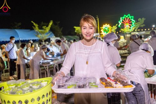 ภาพ No.113596:พิธีถวายภัตตาหารเป็นสังฆทาน แด่คณะพระธรรมยาตรา ปีที่ 12 วันที่ 17 มกราคม พ.ศ. 2567 ณ วัดโบสถ์(บน) บางคูเวียง จ.นนทบุรี