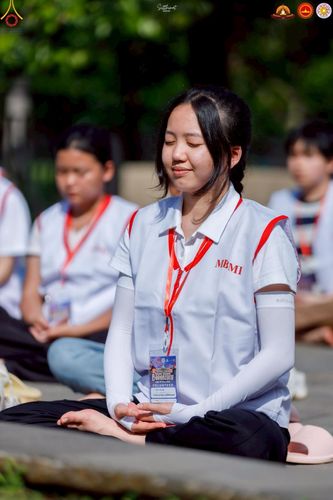 ภาพ No.224716:วันที่ 11 -12 พฤษภาคม พ.ศ. 2568 คณะพระอาจารย์ เจ้าหน้าที่ อาสาสมัคร นักศึกษา ทั้งชาวอินโดนีเซีย และชาวไทย ร่วมแรงร่วมใจ เตรียมงาน เก็บงาน ในวันวิสาขบูชา ณ พระมหาเจดีย์บรมพุทโธ ประเทศอินโดนีเซีย