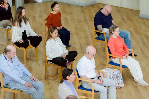 ภาพ No.228698:วันที่ 8 มิถุนายน พ.ศ. 2568 Meditation wisdom talks in Sweden 2025 ณ วัดพระธรรมกายนอร์ธสวีเดน เมือง Gävle