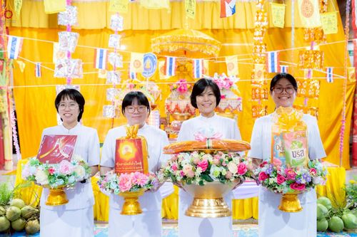 ภาพ No.262203:วันที่ 24 ตุลาคม พ.ศ. 2568 พิธีทอดกฐินสามัคคีทั่วไทย 30,000 วัด โดยคณะศิษยานุศิษย์ บูชาธรรม 81 ปี หลวงพ่อธัมมชโย ณ วัดดงรัง อ.ด่านช้าง จ.สุพรรรณบุรี