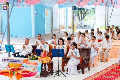 ภาพ No.183405:พิธีทอดกฐินแสงสว่าง ณ ศูนย์การศึกษาจอมบึง ต.รางบัว อ.จอมบึง จ.ราชบุรี ในโครงการทอดกฐินสามัคคีทั่วไทย 30,000 วัด บูชาธรรม 80 ปี หลวงพ่อธัมมชโย โดยคณะศิษยานุศิษย์วัดพระธรรมกาย วันที่ 23 ตุลาคม พ.ศ. 2567