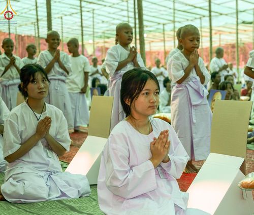 ภาพ No.62969:Photo Story  มหัศจรรย์วัดดงดินแดง Episode 2 โครงการบรรพชาอุปสมบทหมู่ ฟื้นฟูพระพุทธศาสนาทั่วไทย ณ วัดดงดินแดง อ.อมก๋อย จ.เชียงใหม่ วันที่ 3 เมษายน พ.ศ. 2567