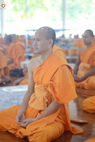 ภาพ No.246970:วันที่ 20 กันยายน พ.ศ. 2568 พิธีถวายเมนูสวรรค์เพื่อการบรรลุธรรม ณ หอฉันคุณยายอาจารย์ฯ วัดพระธรรมกาย