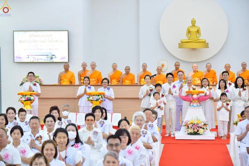 ภาพ No.230043:วันพฤหัสบดีที่ 26 มิถุนายน พ.ศ. 2568 พิธีทอดผ้าป่าฉลองอาคารชุดศูนย์ปฏิบัติธรรมน้ำใสใจสว่าง น้อมบูชาธรรมอายุวัฒนะมงคล 81 ปี หลวงพ่อธัมมชโย ณ ศูนย์ปฏิบัติธรรมน้ำใสใจสว่าง เขตบางกอกน้อย กรุงเทพมหานคร