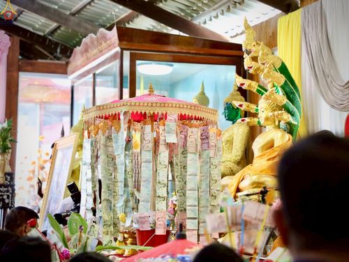 ภาพ No.266944:วันที่ 26 ตุลาคม พ.ศ. 2568 พิธีทอดกฐินสามัคคีทั่วไทย ณ วัดห้วยสุวรรณาราม อ.ศรีประจันต์ จ.สุพรรณบุรี โดยคณะศิษยานุศิษย์ บูชาธรรม 81 ปี หลวงพ่อธัมมชโย