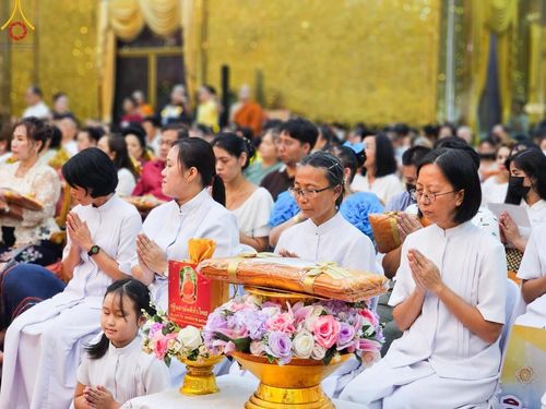 ภาพ No.163976:โครงการกฐินสามัคคีทั่วไทย 30,000 วัด บูชาธรรม 80 ปี หลวงพ่อธัมมชโย โดย คณะศิษยานุศิษย์วัดพระธรรมกาย ณ วัดไผ่ล้อม อ.เมือง จ.นครปฐม วันที่ 20 ตุลาคม พ.ศ. 2567