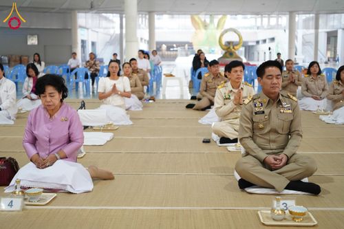 ภาพ No.201894:ผู้ว่าปทุมฯ มอบแนวทางการขับเคลื่อนพัฒนาจังหวัดฯ แก่หัวหน้าส่วนราชการ ผู้บริหารท้องถิ่น กำนัน ผู้ใหญ่บ้าน อ.คลองหลวง วันอังคารที่ 21 มกราคม พ.ศ. 2568