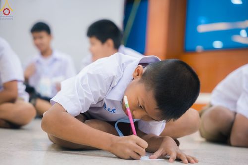 ภาพ No.106585:วันรวมพลังเด็กดี V-star ผู้นำฟื้นฟูศีลธรรมโลก จังหวัดสมุทรสาคร วันพฤหัสบดีที่ 28 ธันวาคม พ.ศ. 2566 ณ โรงเรียนสมุทรสาครวิทยาลัย อำเภอเมือง จังหวัดสมุทรสาคร