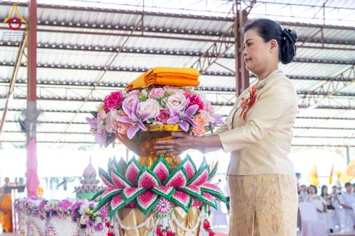 ภาพ No.250252:วันอังคารที่ 7 ตุลาคม พ.ศ. 2568 พิธีทอดผ้าป่าเพื่อสร้าง "ลานอเนกประสงค์พญานาค 4 ตระกูล" ณ พุทธอุทยานนานาชาติ อ.โพนพิสัย จ.หนองคาย