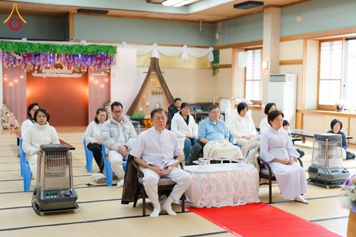 ภาพ No.131738:พิธีโปรยรัตนชาติ สถาปนาสวนป่าสมาธิ วัดป่าธรรมกายนานาชาติโทชิหงิ ประเทศญี่ปุ่น วันที่ 23 มีนาคม พ.ศ. 2567