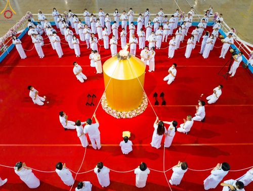 พิธีปฏิบัติธรรม และพิธีจุดเทียนใจ ไฟนิรันดร์ อนันตชัย วันอาทิตย์ที่ 22 ตุลาคม พ.ศ. 2566 ณ สภาธรรมกายสากล วัดพระธรรมกาย