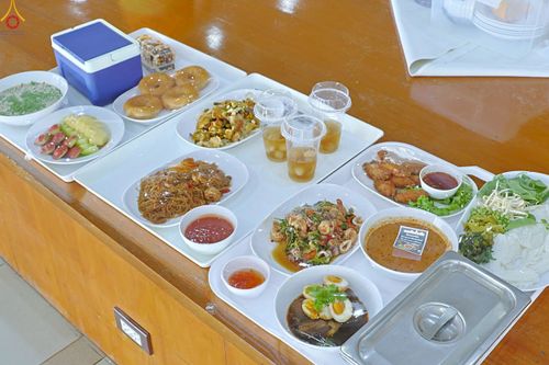 ภาพ No.229454:วันเสาร์ที่ 21 มิถุนายน พ.ศ. 2568 พิธีถวายภัตตาหารเมนูสวรรค์ เพื่อการบรรลุธรรม ณ หอฉันคุณยายอาจารย์ฯ วัดพระธรรมกาย