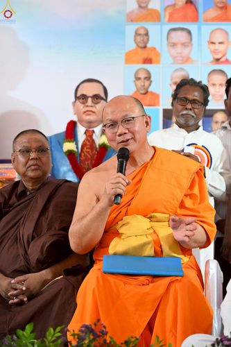 ภาพ No.263332:วันที่ 16 ตุลาคม พ.ศ. 2568 กฐินสมทบหลวงพ่อ ธัมมชโย ถวายแด่ วัดพุทธตรีรัตนะ วิหาร , เมือง ดร อัมเบ็ดการ์ นาการ์ นันเดท  รัฐมหาราษฎร์  ประเทศอินเดีย 