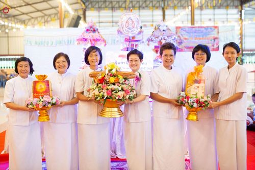 ภาพ No.251893:วันที่ 9 ตุลาคม พ.ศ. 2568 พิธีทอดกฐินสามัคคีทั่วไทย 30,000 วัด โดยคณะศิษยานุศิษย์ บูชาธรรม 81 ปี หลวงพ่อธัมมชโย ณ วัดหนองกระถิน อ.หนองหญ้าไซ จ.สุพรรณบุรี