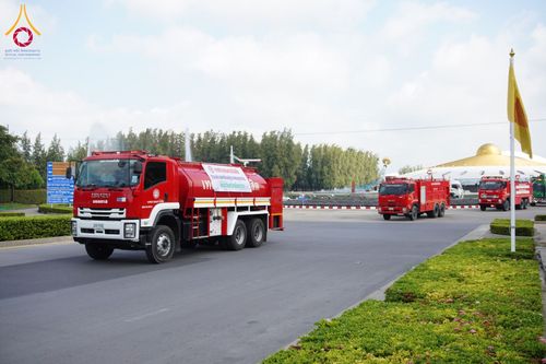 ภาพ No.159626:ฟื้นฟูเชียงราย! ปทุมธานีส่งเครื่องจักรกลสาธารณภัยลงพื้นที่อุทกภัยเร่งช่วยเหลือประชาชน วันที่ 29 กันยายน พ.ศ. 2567 ณ ลานจอดรถ P2 วัดพระธรรมกาย อ.คลองหลวง จ.ปทุมธานี