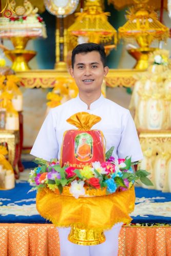 ภาพ No.165938:พิธีทอดกฐิน ณ วัดท่าเรือ ต.ท่าเรือ อ.ท่ามะกา จ.กาญจนบุรี ในโครงการกฐินสามัคคีทั่วไทย 30,000 วัด บูชาธรรม 80 ปี หลวงพ่อธัมมชโย โดยคณะศิษยานุศิษย์วัดพระธรรมกาย วันที่ 20 ตุลาคม พ.ศ. 2567